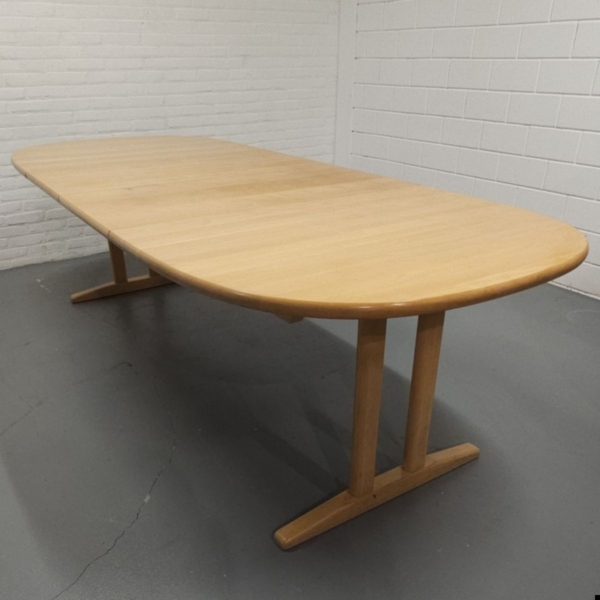 Deens beukenhouten uitschuifbare eettafel met 2 tussenbladen, Rubby. Lengte 254 cm - Afbeelding 2