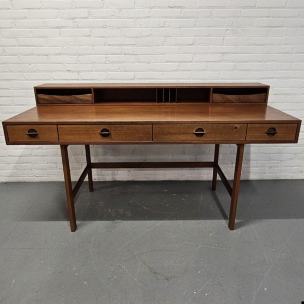 Deens vintage teakfineer Flip-Top bureau, Peter Løvig Nielsen voor Hedensted Mobelfabrik. Breedte 162 cm - Afbeelding 2