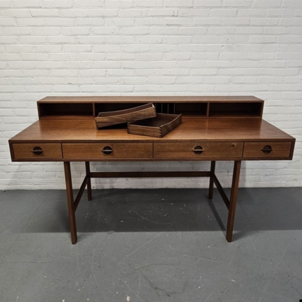 Deens vintage teakfineer Flip-Top bureau, Peter Løvig Nielsen voor Hedensted Mobelfabrik. Breedte 162 cm - Afbeelding 8