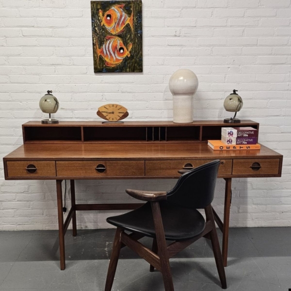 Deens vintage teakfineer Flip-Top bureau, Peter Løvig Nielsen voor Hedensted Mobelfabrik. Breedte 162 cm - Afbeelding 13