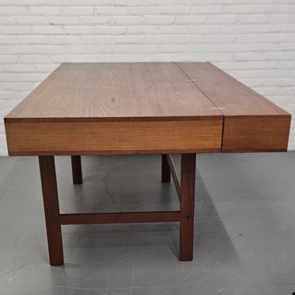 Deens vintage teakfineer Flip-Top bureau, Peter Løvig Nielsen voor Hedensted Mobelfabrik. Breedte 162 cm - Afbeelding 5