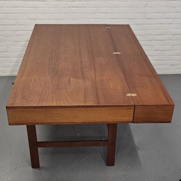 Deens vintage teakfineer Flip-Top bureau, Peter Løvig Nielsen voor Hedensted Mobelfabrik. Breedte 162 cm - Afbeelding 16