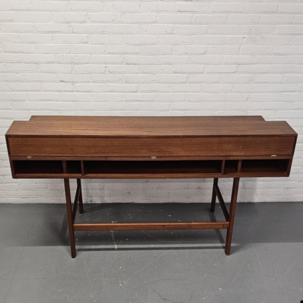 Deens vintage teakfineer Flip-Top bureau, Peter Løvig Nielsen voor Hedensted Mobelfabrik. Breedte 162 cm - Afbeelding 9