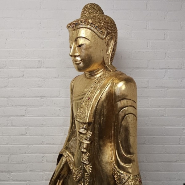 Verguld houten staande Burmese Mandalay Boeddha. Hoogte 197 cm - Afbeelding 4