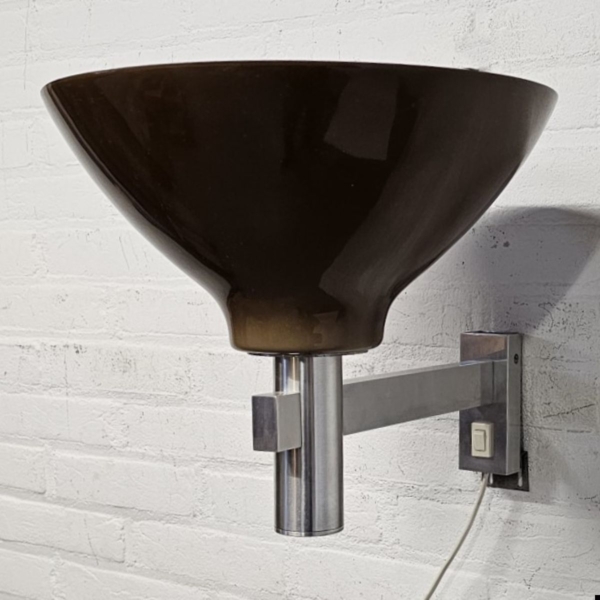 Vintage wandlamp met aluminium en kunststof kap, Raak ca. 1970. Lengte 43 cm - Afbeelding 4